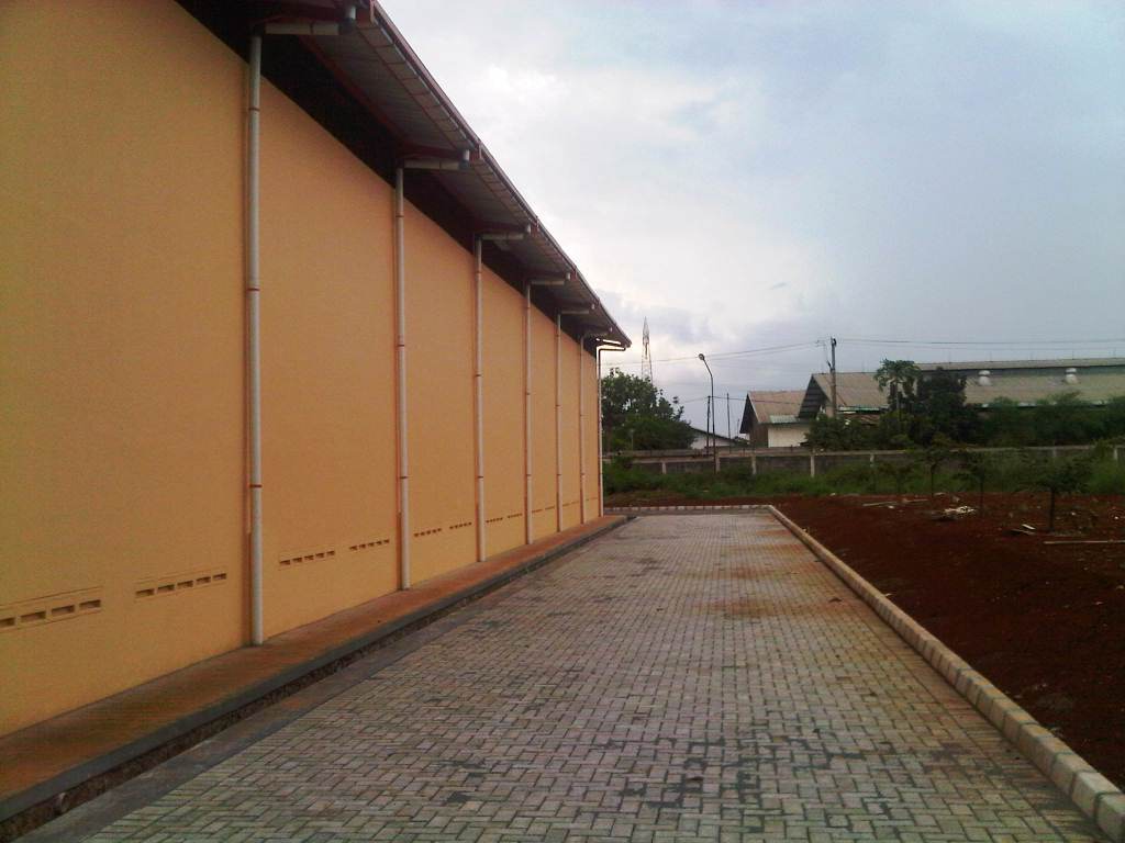 Warehouse Dana Wijaya Nusa Gunung Putri photo 6