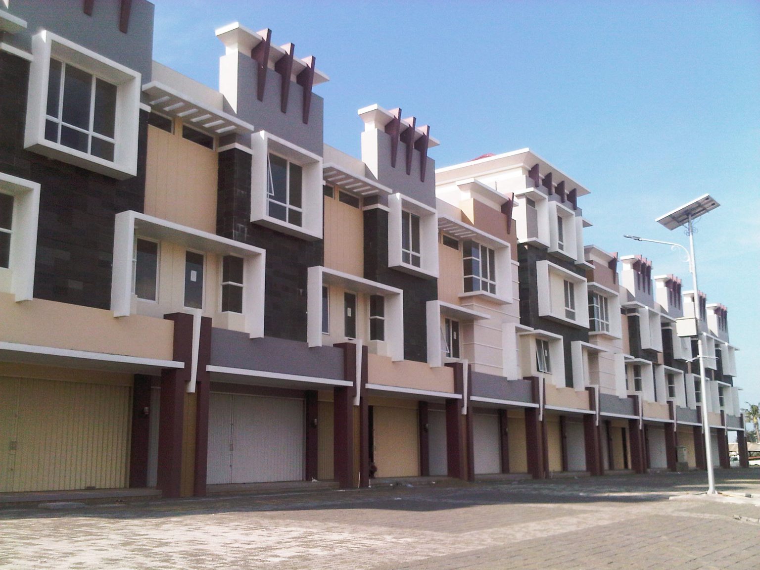 Ruko Commercial Park